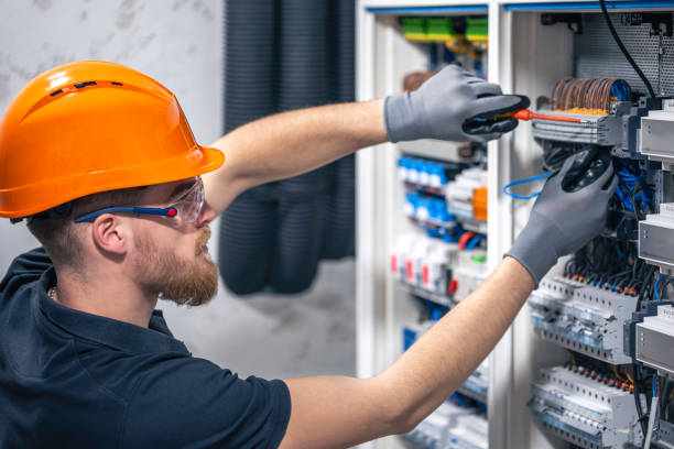 Best Affordable Emergency Electrician  in Montgomery, AL